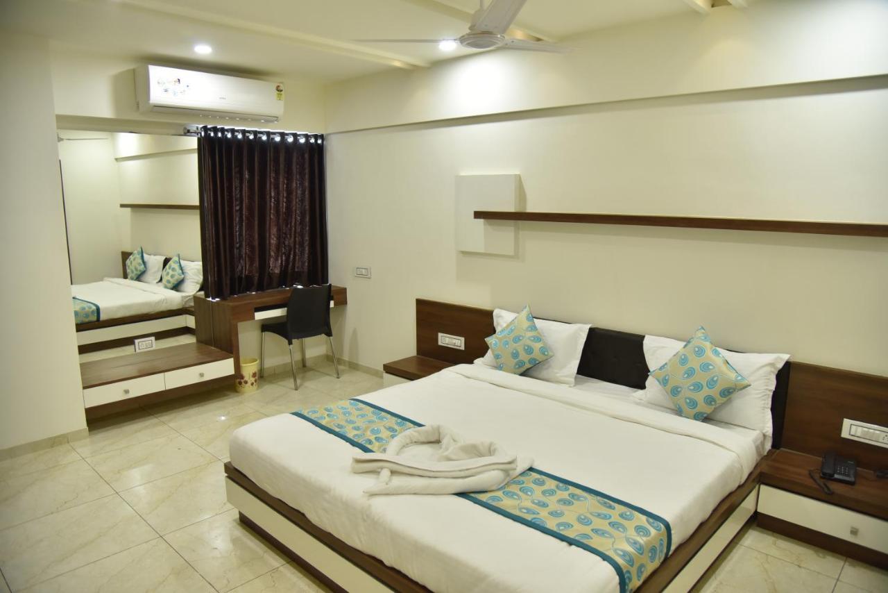 Hotel Savera Inn Morbi Екстер'єр фото